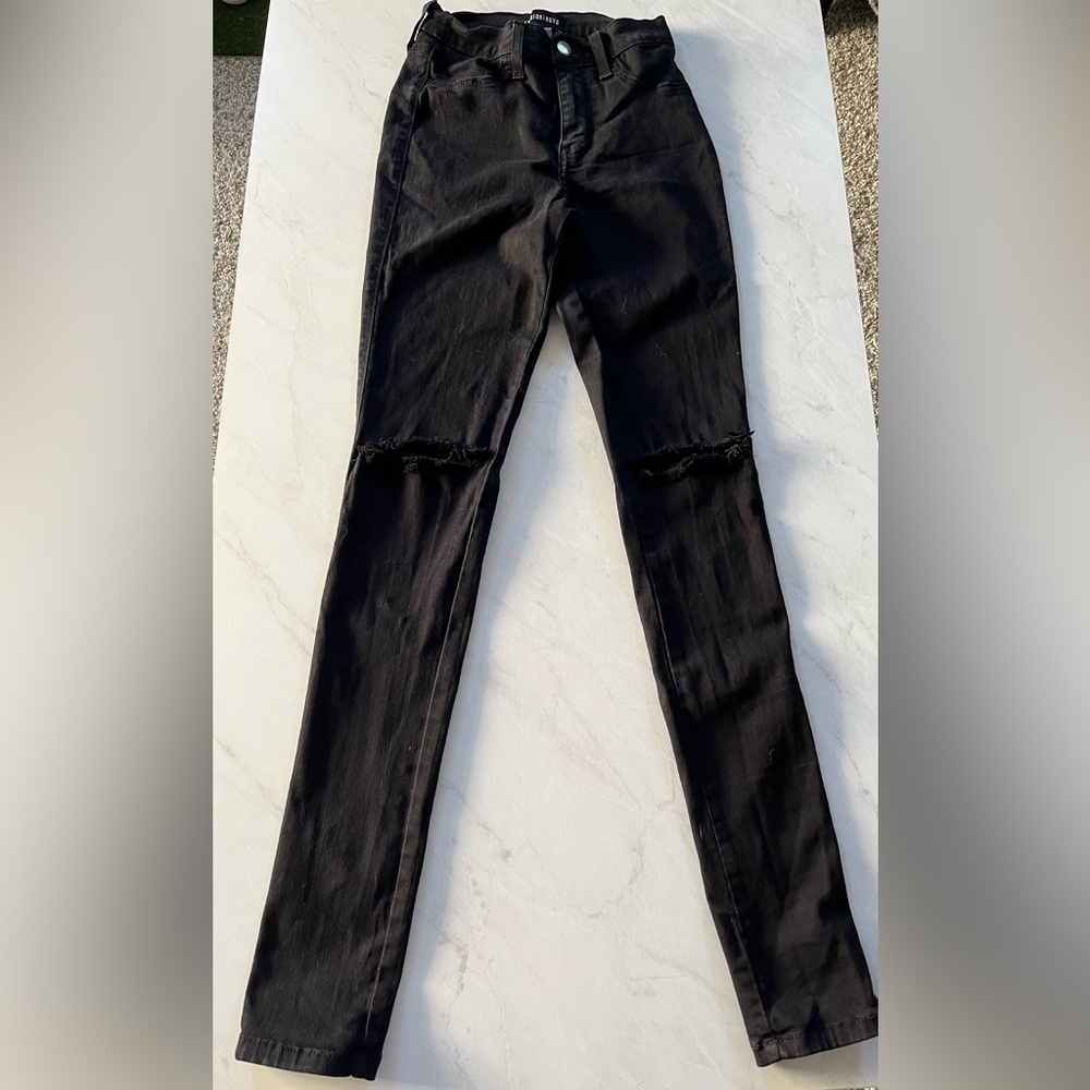 Fashion Nova black skinny jeans
